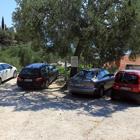 Pensionat Triple Sladjenovici 2161a 3*
